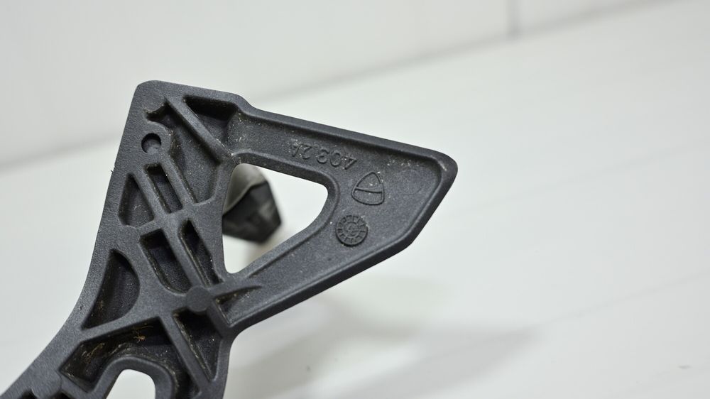 Ducati Monster 937 2021 2025 Suport scarita stanga cu pedala