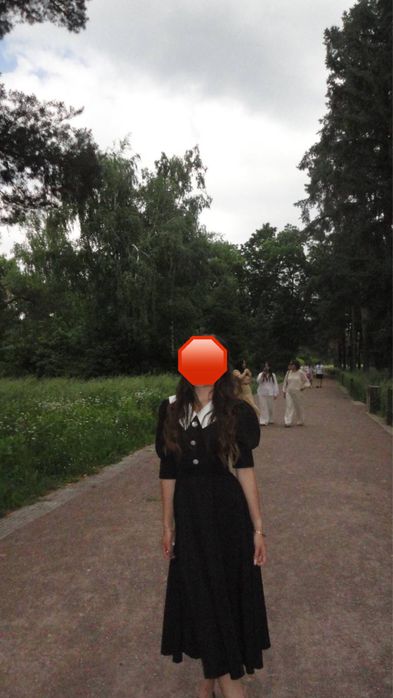 Платье черное длина миди