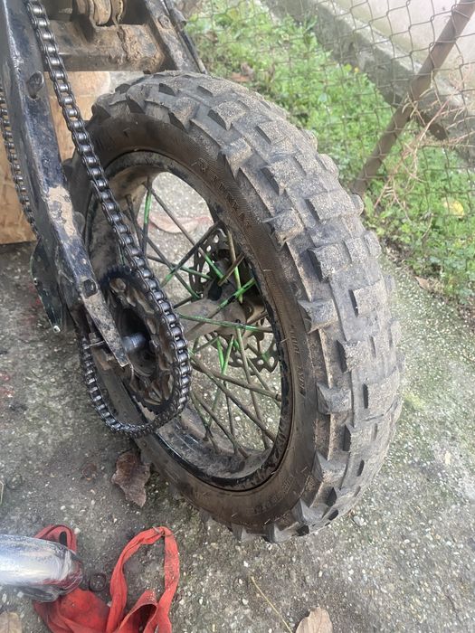 Vand jentii cu cauciuc cu tot de cross 125 cc