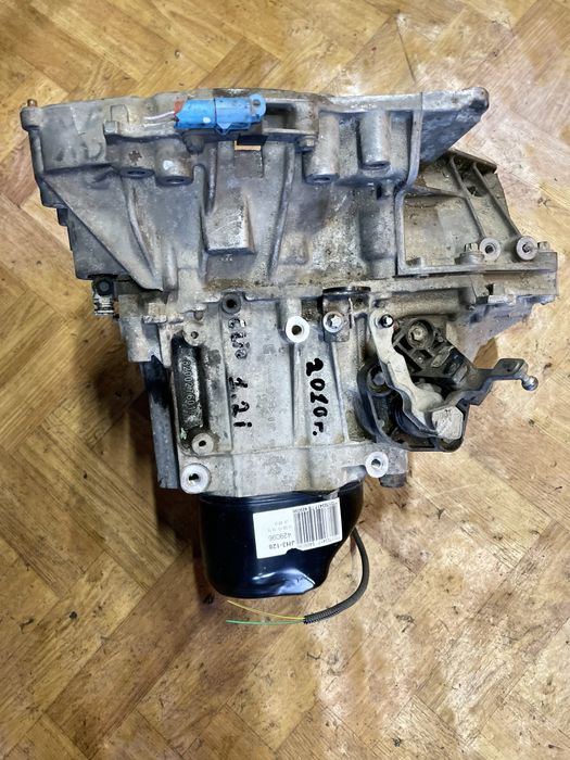 Ръчна Скоростна Кутия/Clio 3/1.2i/16v/75k.c./2010г./5-Степенна/Клио 3/