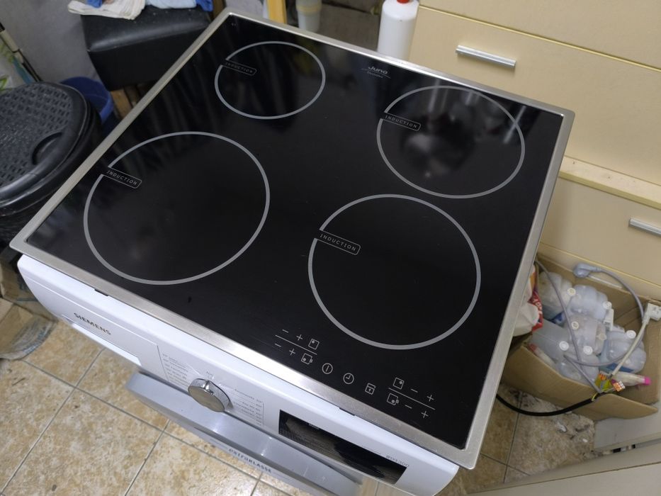 Индукционен плот Juno Electrolux AEG  - JHD 60020 X