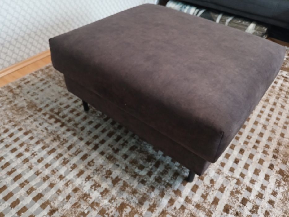 Пуфик коричневый