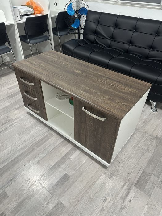 Офисная мебель продам срочно