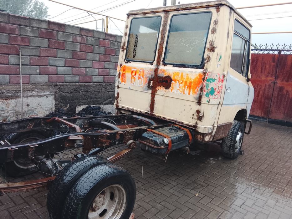 Продам мерседес 609 д срочно торг есть