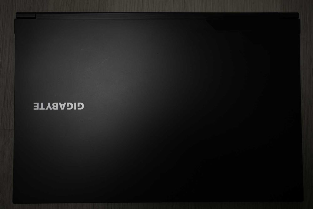 Laptop GIGABYTE G5 KF - i5-12500H / RTX 4060 / 16GB RAM / 1.5 TB Stocare