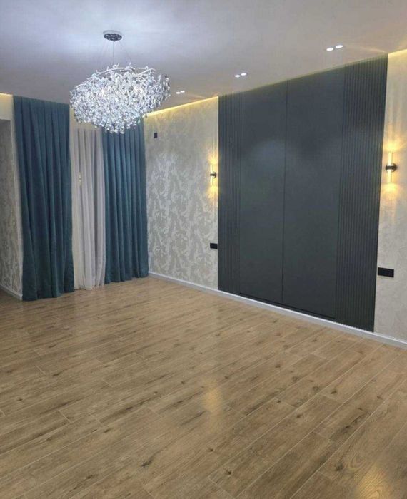 Продажа Евродома на Зените, 1,5-сотки (N 13489 )