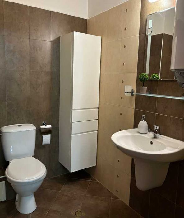 Дава се под наем Тристаен апартамент в София, Витоша - 113 кв.м за 899 € - Снимка #11