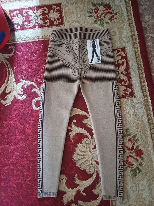 Продам ветровка лосины кофта