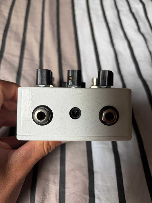 Ефект за китара EarthQuaker Devices Astral Destiny