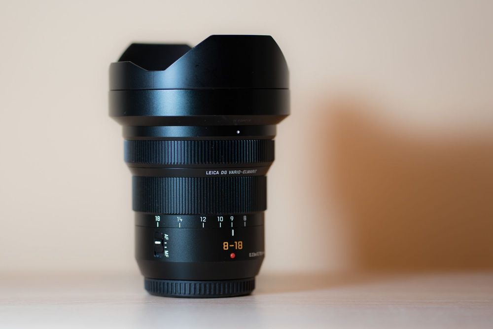 Obiectiv Panasonic Leica 8-18mm f/2.8-4.0 (MFT) - Stare Perfectă