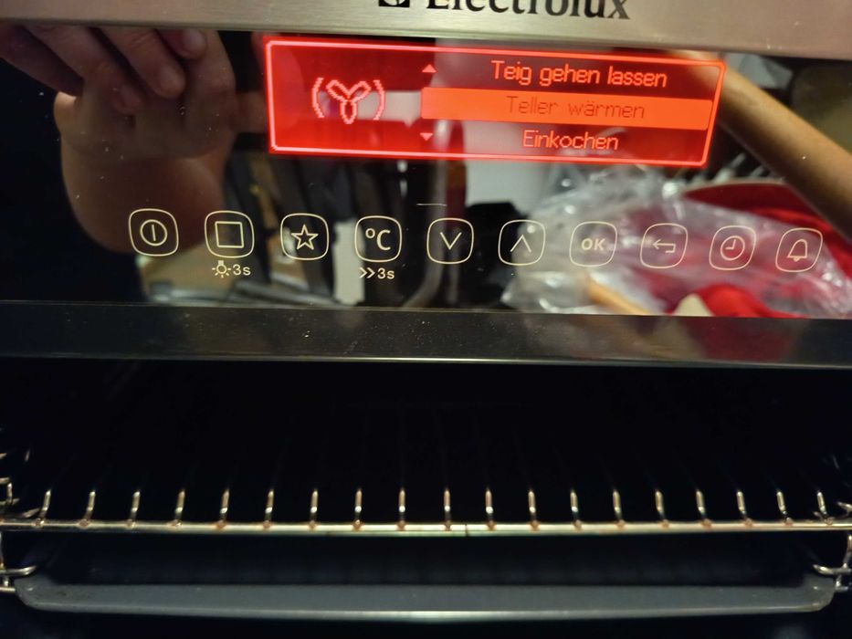 Cuptor Electrolux