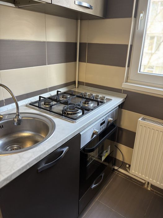 Închiriez apartament 2 camere
