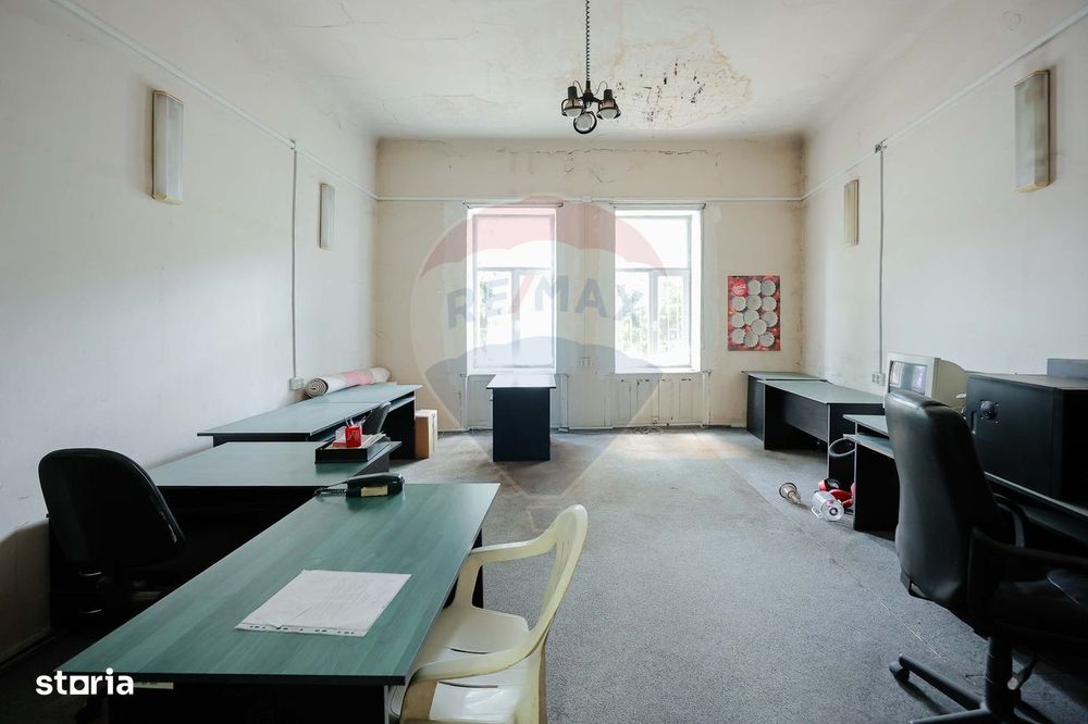 Apartament de vânzare cu 3 camere, str. Cuza Vodă, ultracentral
