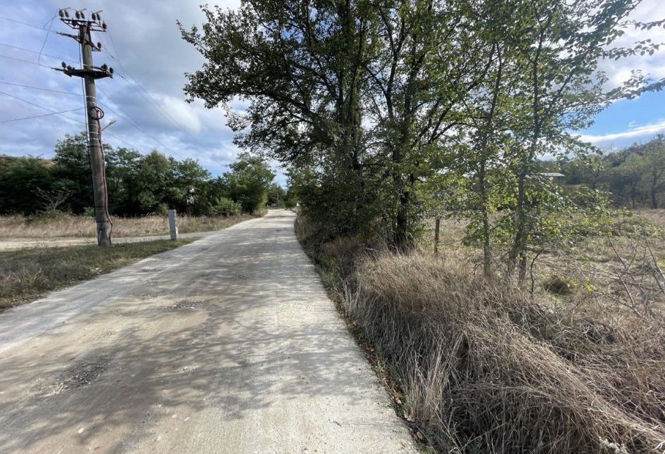 Vand loturi de teren pe strada Aninilor