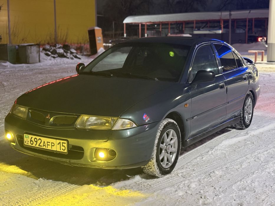 Mitsubishi carisma 1.6 (митсубиси каризма) 1997