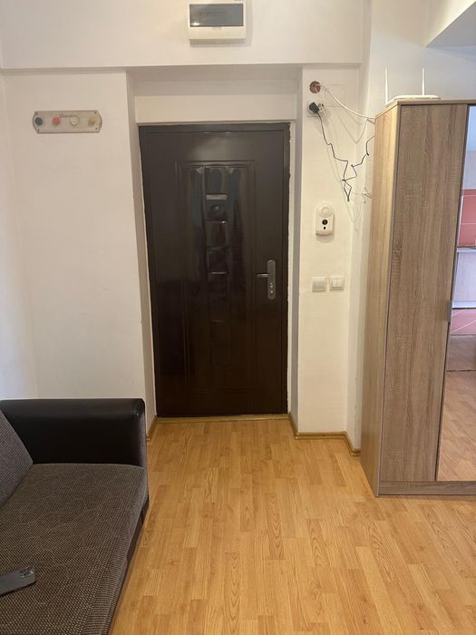 Vând garsonieră bloc nou, GECOROM,