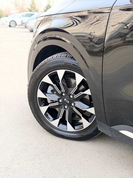 Sotuvda Kia Carnival Hi-limousine