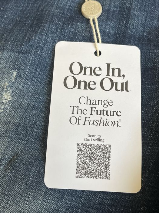 DSQUARED2 : Made in Italy - Нови размер 32 Slim / Оригинал