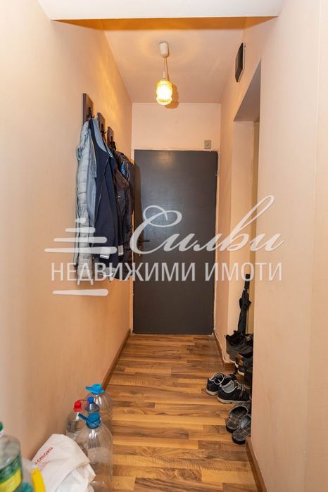 Продава се Едностаен апартамент в Шумен, Добруджански - 44 кв.м за 1391 €/кв.м - Снимка #7
