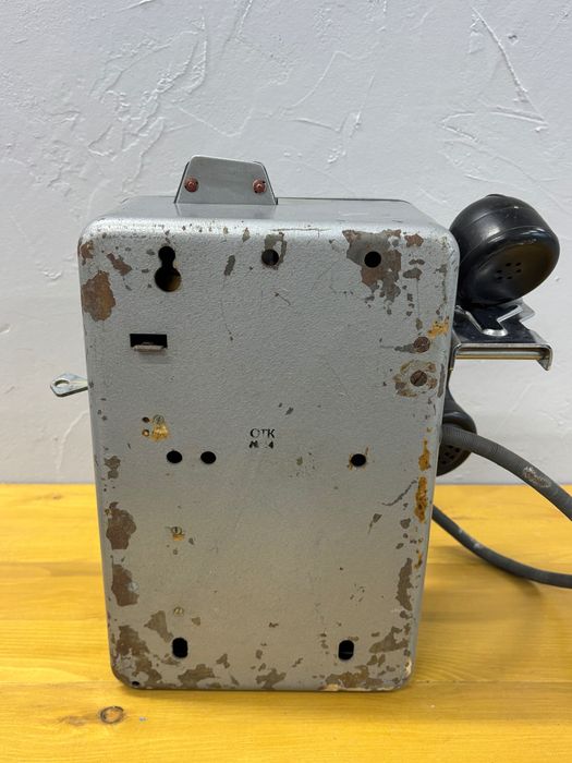 Монетен/Уличен телефон