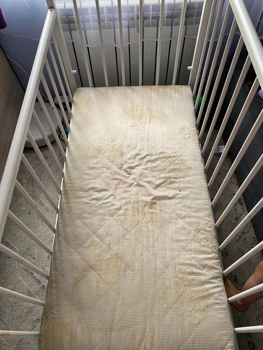 Продам детскую кроватку манеж