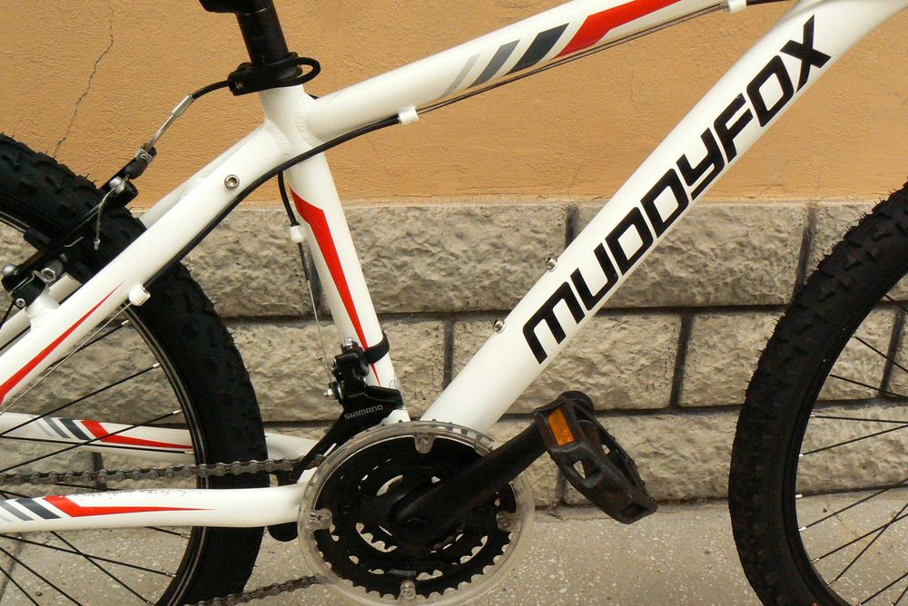Bicicleta mountain bike de copii Muddyfox 24