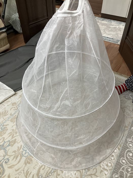 Платье свадебное