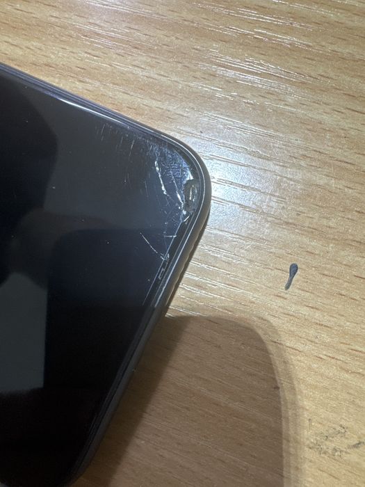 Продам айфон 11 без коробки