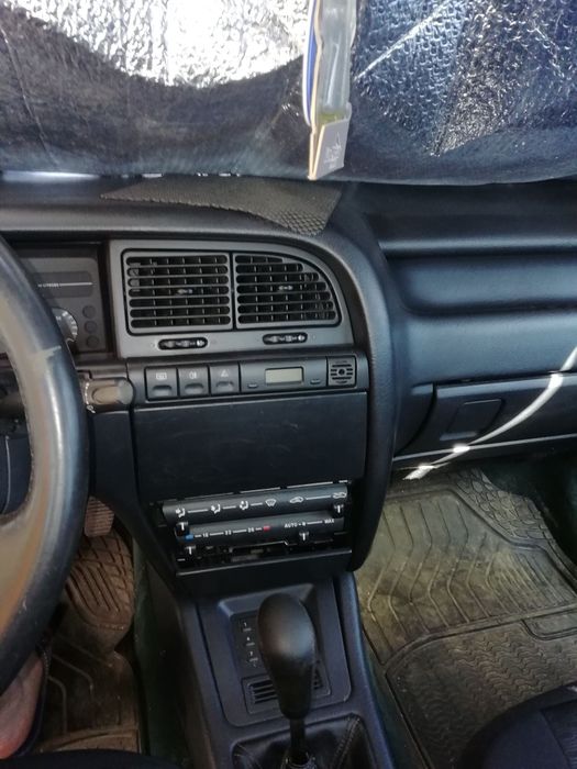 Vând Citroen xantia