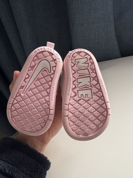 Обувчици NIKE  размер 18.5