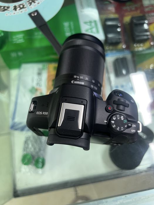 Canon EOS R50 + 3 объектива