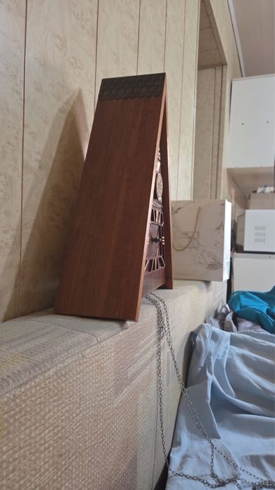 Настенные часы с кукушкой СССР .