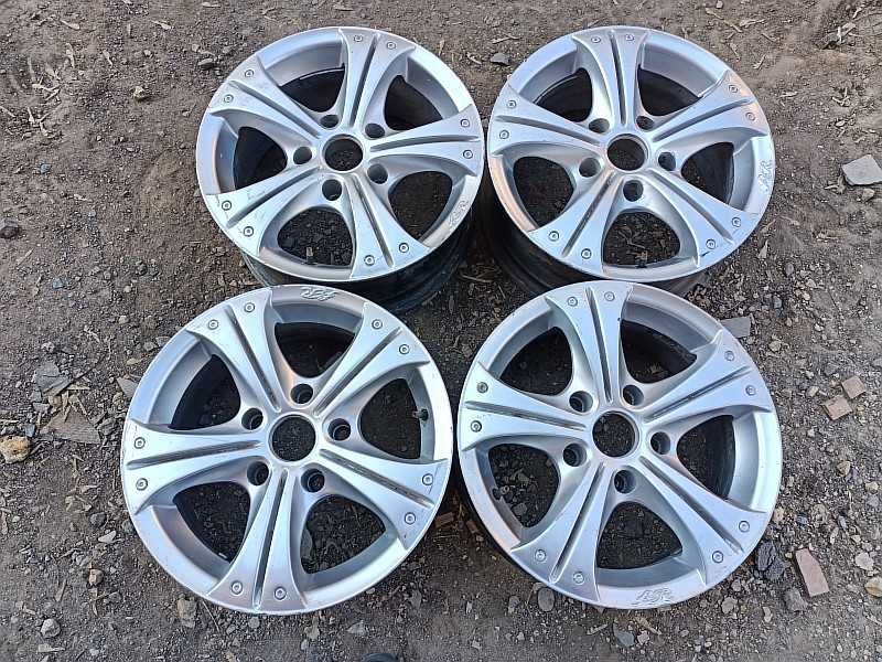 Продам легкосплавные диски на автомашину БМВ 5 е39