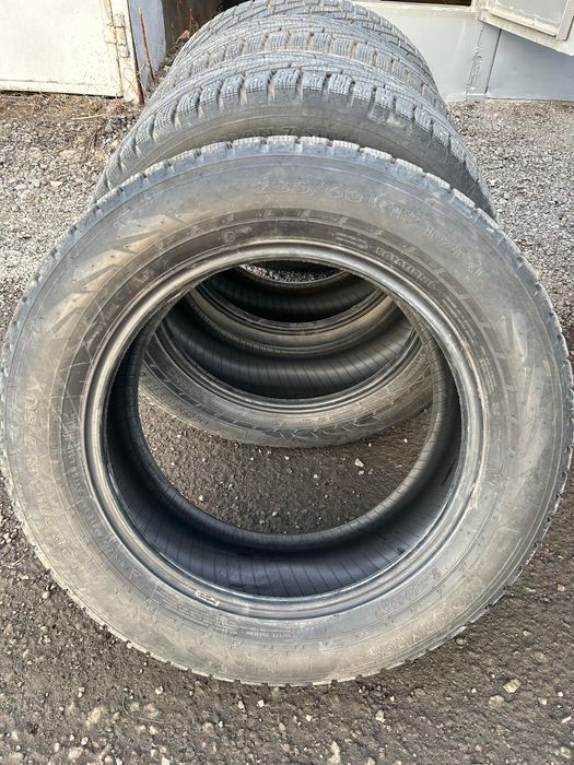 Зимние шины Ikon 235/60/18
