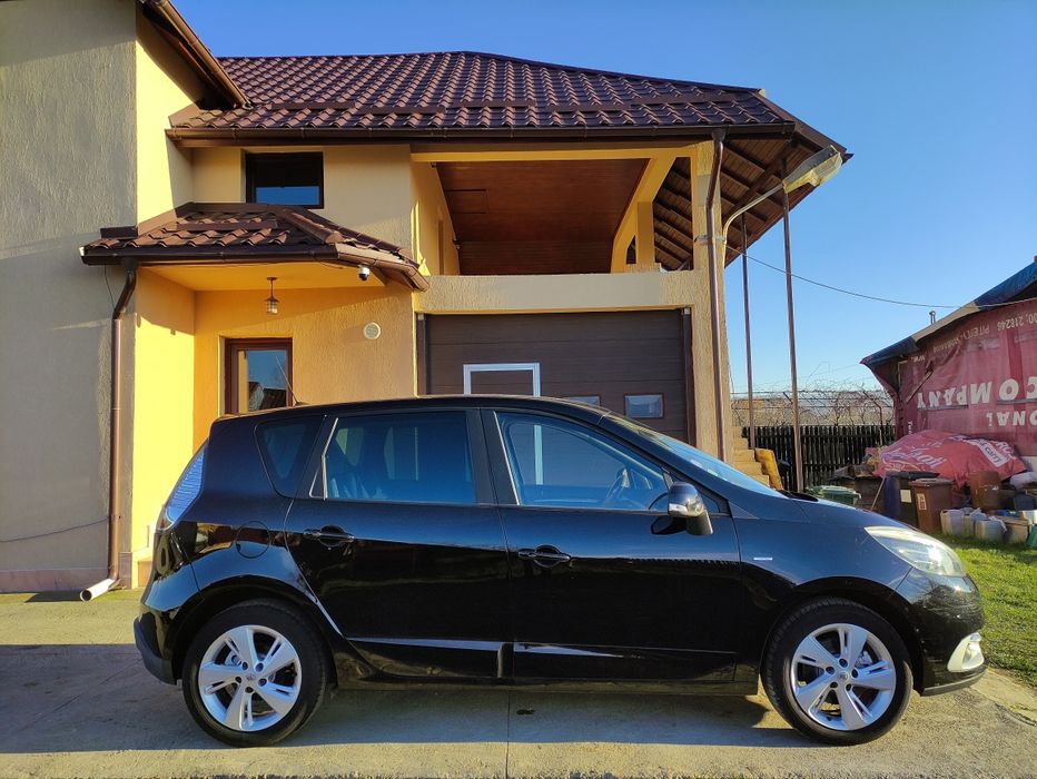 Renault Scenic 2014 180.000 reali