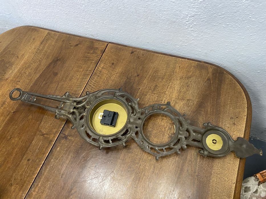 Френска барокова рамка от масивен месинг