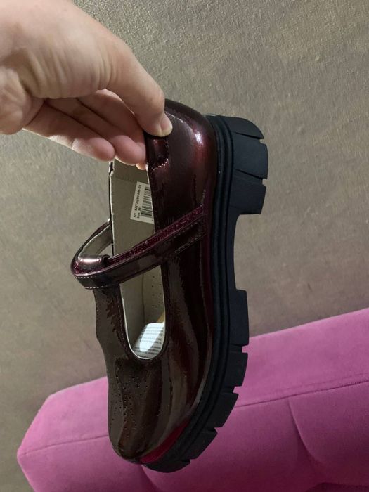 Туфли 36 размер с детского мира новые