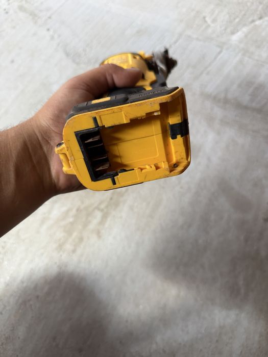 Dewalt DCS355 мултитул