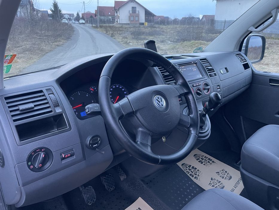 Volkswagen Caravelle T5 - 2.5 TDI, 131 cp, 2008 Euro 4!