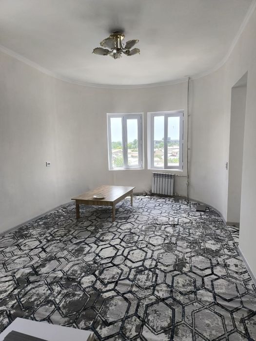 Toshkent shahar uy
Qavatlar soni 1
Qavati.             7
Kvadrat.