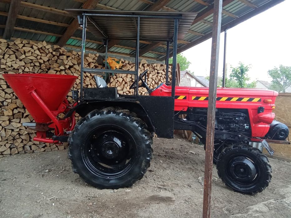 Tractoraș de vanzare