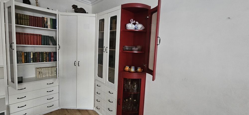 Уютная Красивая Стенка