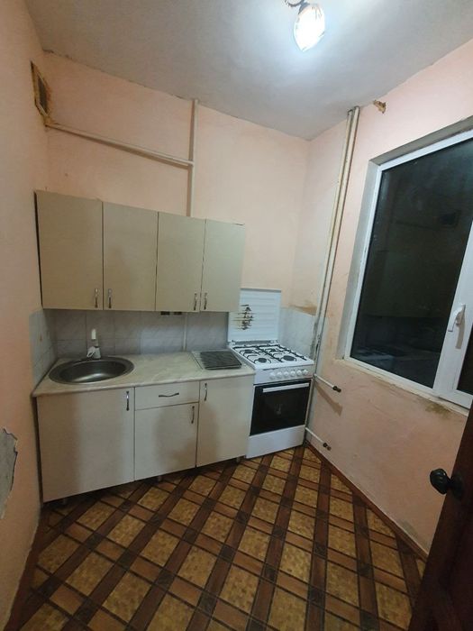 2 хонали уй сотилади!