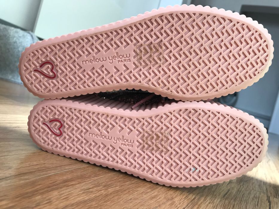 Pantofi mellow yellow nr 35 noi