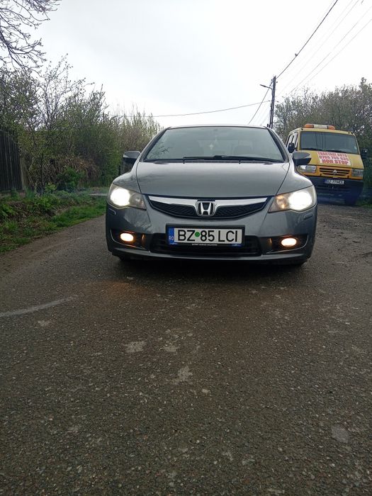 Vând Honda Civic Hibrid