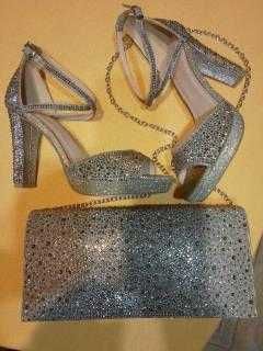 абитуриентска рокля