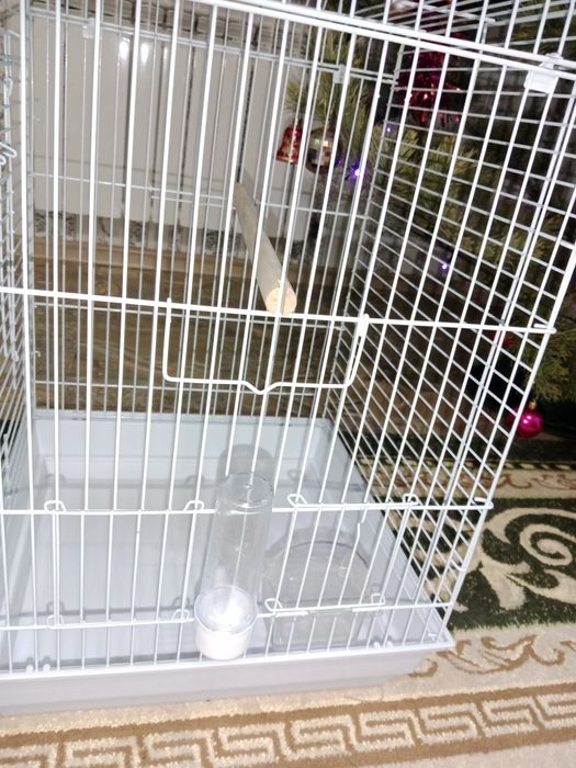Продам клетку для попугаев