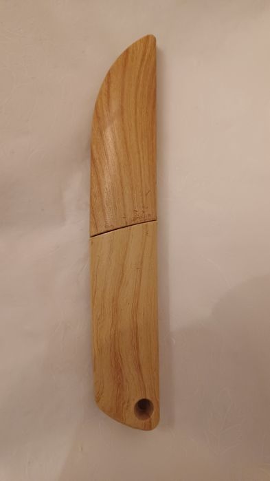 Продам нож для рыбалки.