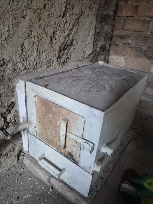 Продам печку действующую