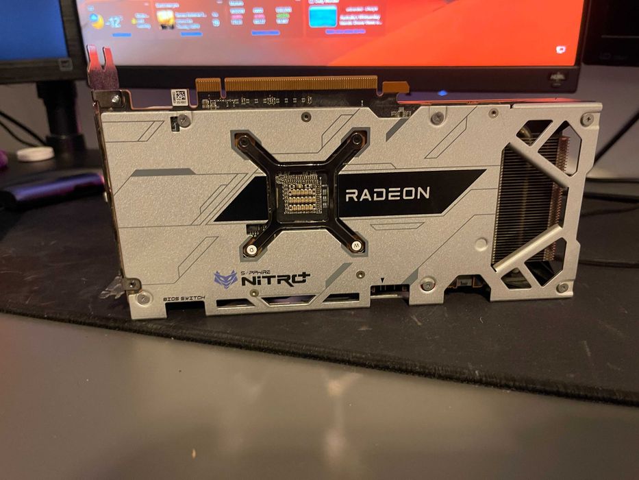 Placa video Sappire AMD RX6600 XT 8GB